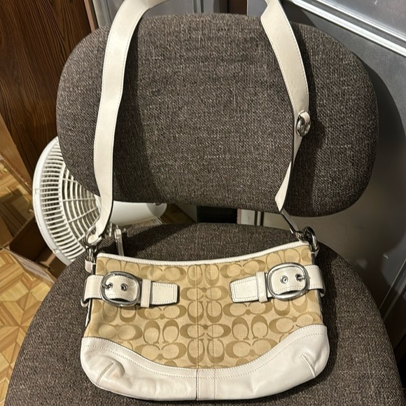 Coach mono bag with white combination - Picture 1 of 4